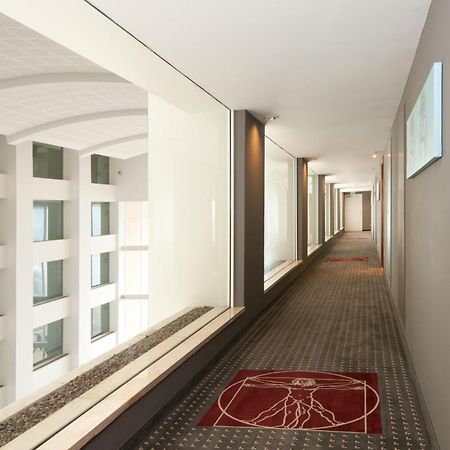 Arena Hotel By The Beach Бат-Ям Экстерьер фото